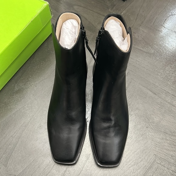 Sam Edelman Thatcher Ankle Bootie - Picture 7 of 12